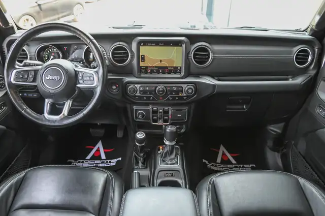 Jeep Wrangler view 10