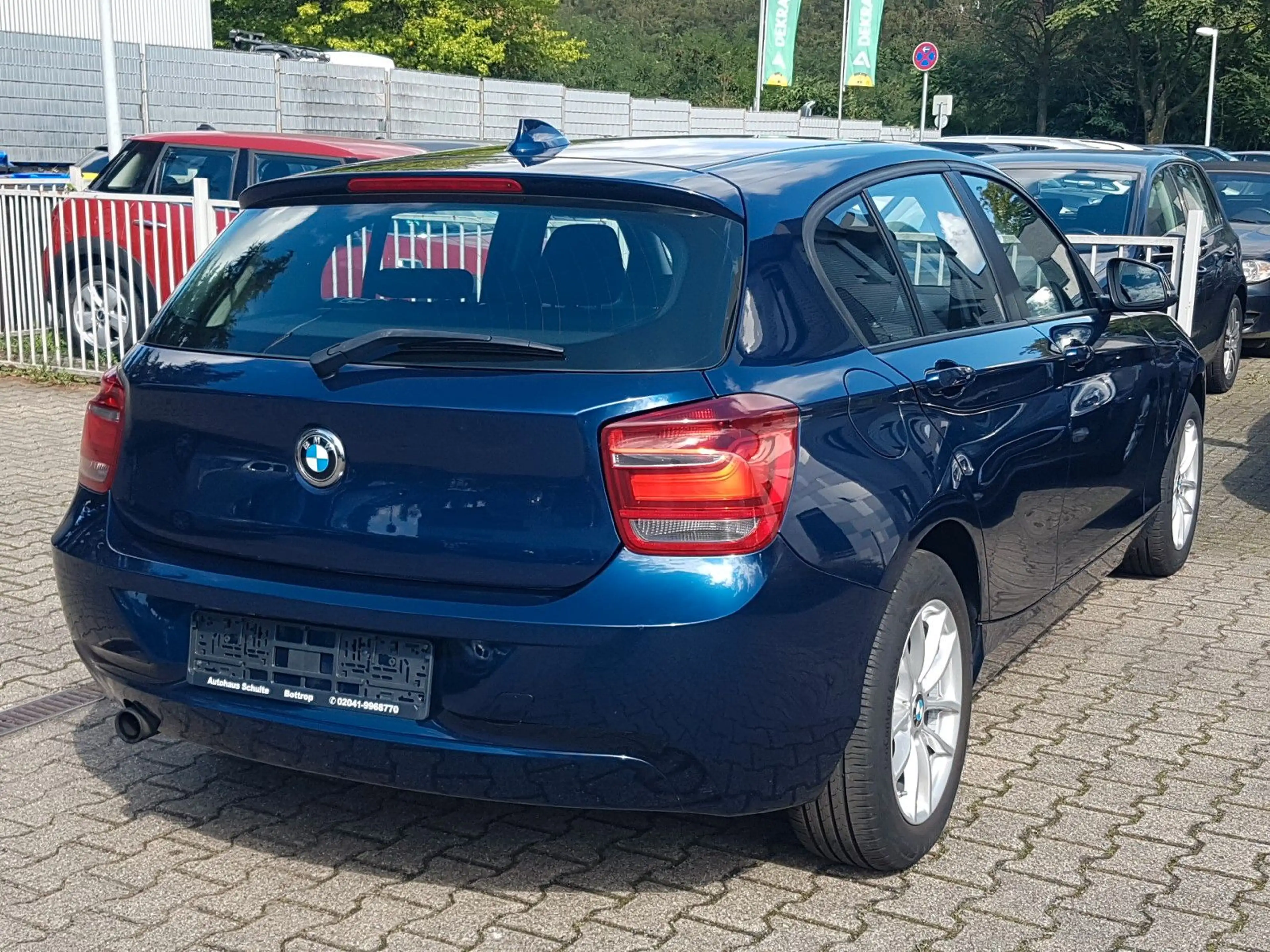 BMW 116 i Automatik 1.Hand eGlasdach Navi Sitzheizg. — photo 5