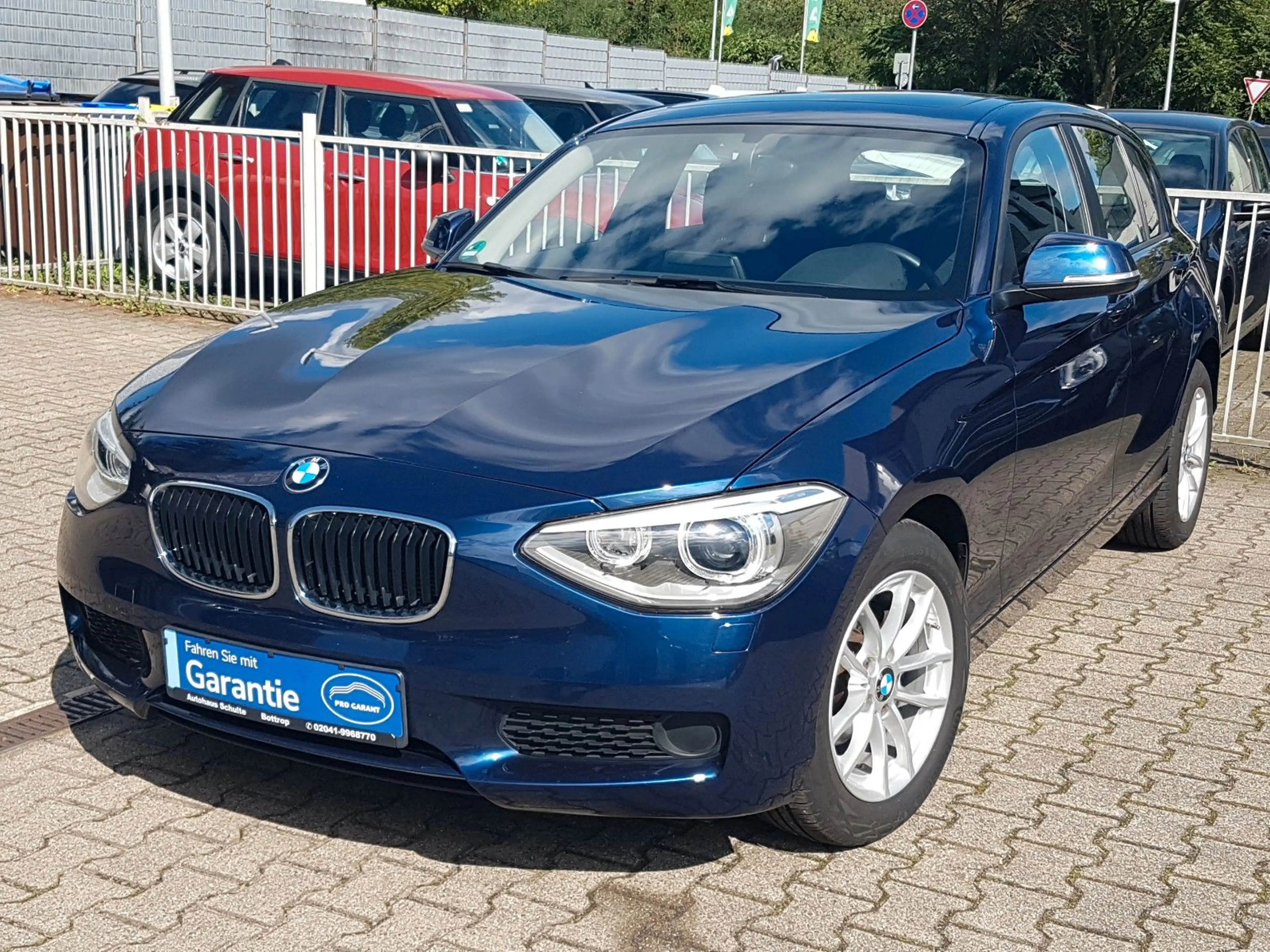 BMW 116 i Automatik 1.Hand eGlasdach Navi Sitzheizg. — photo 4