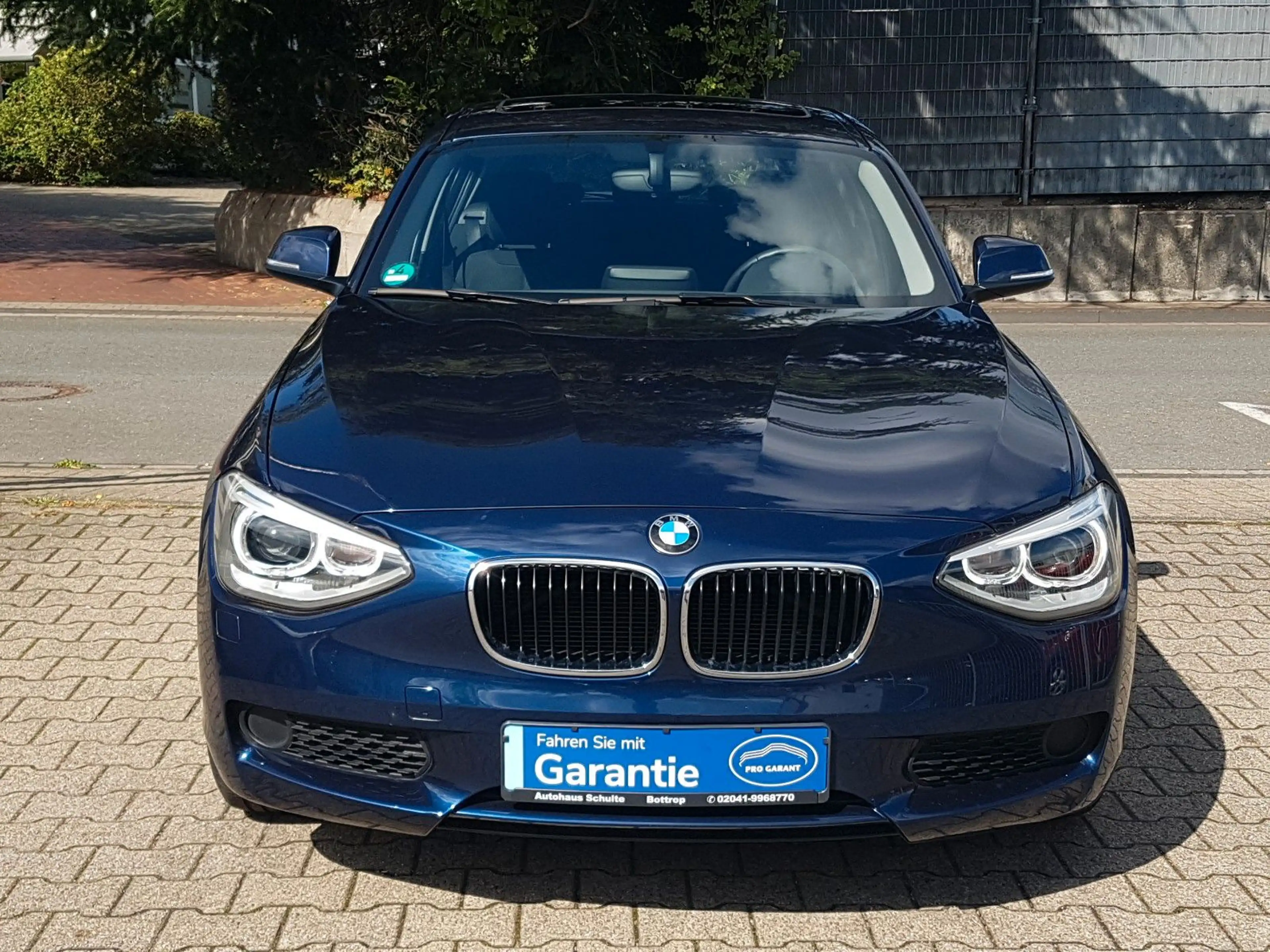 BMW 116 i Automatik 1.Hand eGlasdach Navi Sitzheizg. — photo 7