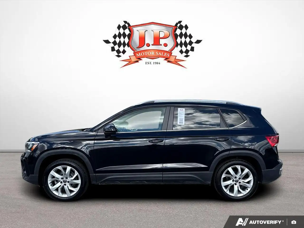 Volkswagen Taos снимка Volkswagen Taos
