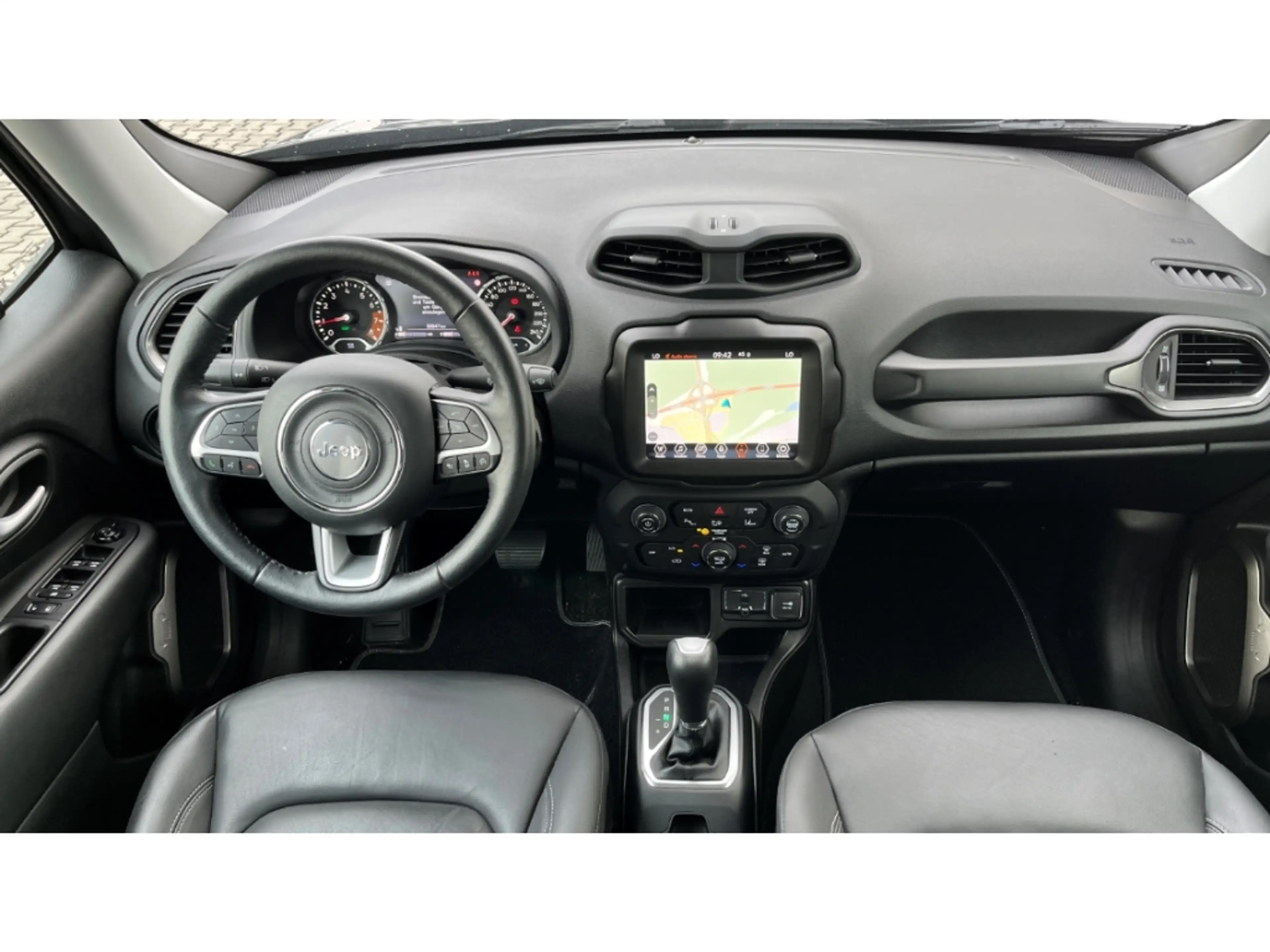 Jeep Renegade Mild-Hybrid FWD Navi LED ACC 2-Zonen-Klimaautom SH — photo 8