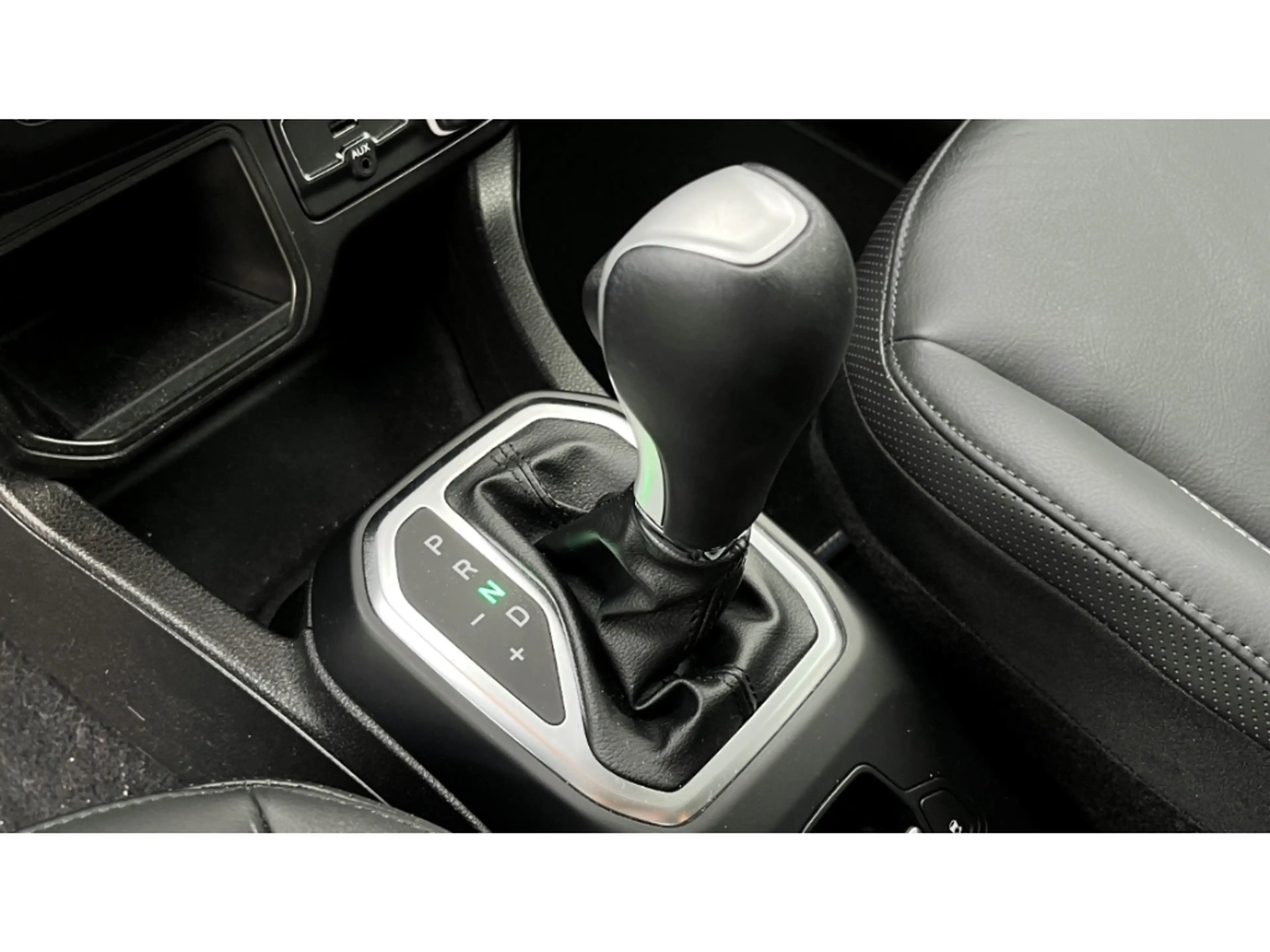 Jeep Renegade Mild-Hybrid FWD Navi LED ACC 2-Zonen-Klimaautom SH — photo 10
