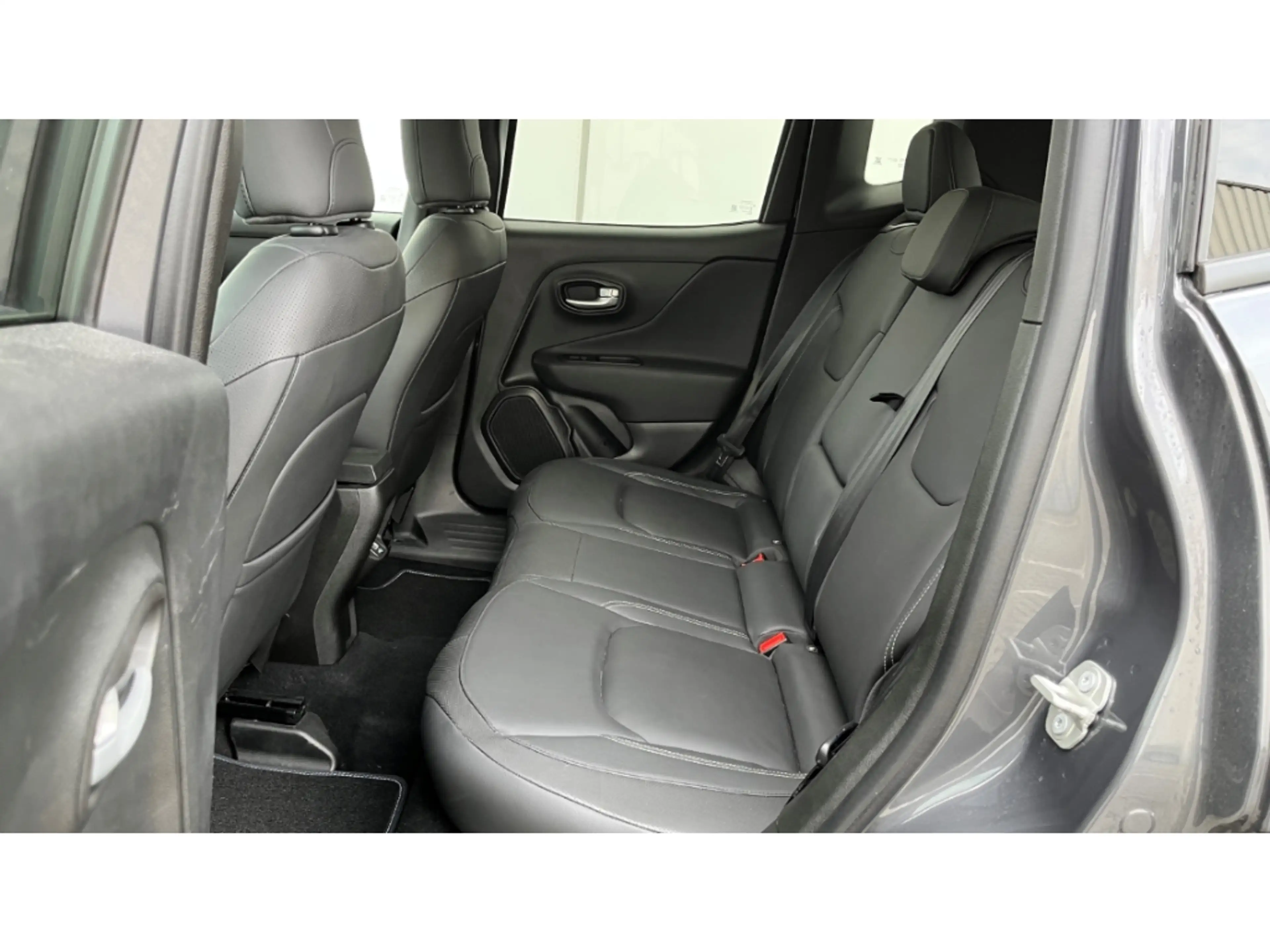 Jeep Renegade Mild-Hybrid FWD Navi LED ACC 2-Zonen-Klimaautom SH — photo 13
