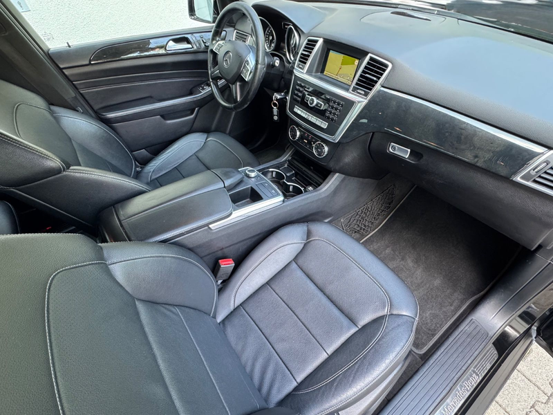 Mercedes-Benz ML 250 CDI BlueTec 4Matic EU6/AHK/VollLeder/Bi-X — photo 17