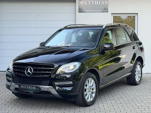 Mercedes-Benz ML 250 CDI BlueTec 4Matic EU6/AHK/VollLeder/Bi-X