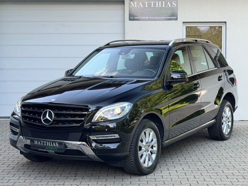 Mercedes-Benz ML 250 CDI BlueTec 4Matic EU6/AHK/VollLeder/Bi-X