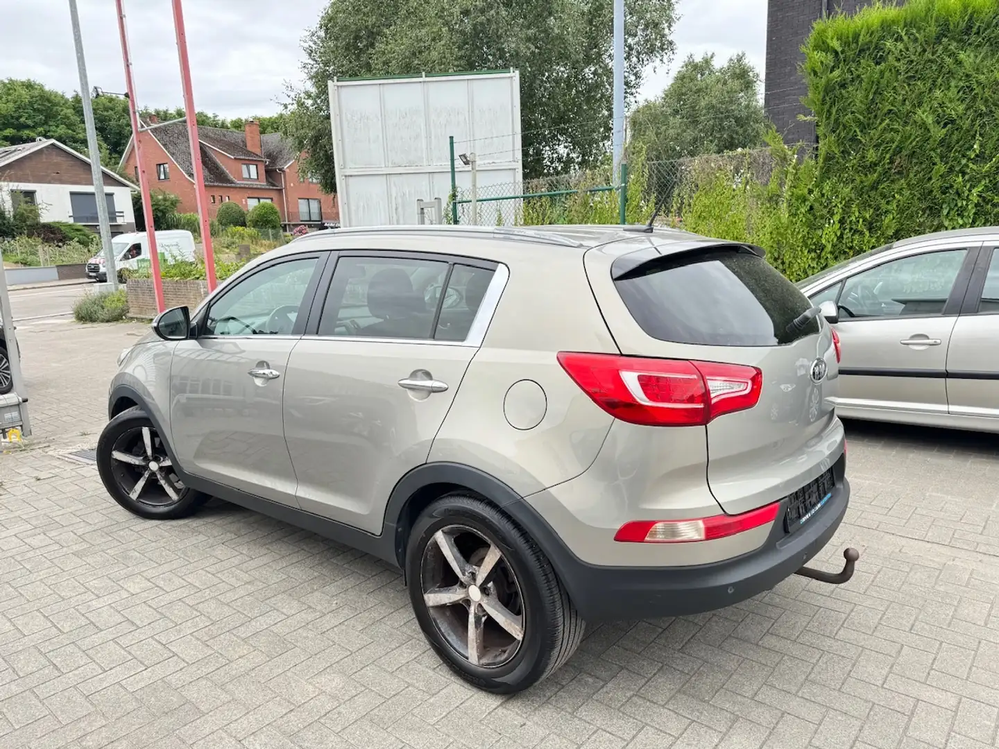 Kia Sportage Sportage 1.7 CRDi 2WD - 1 Eigenaar - Trekhaak Beige - 2