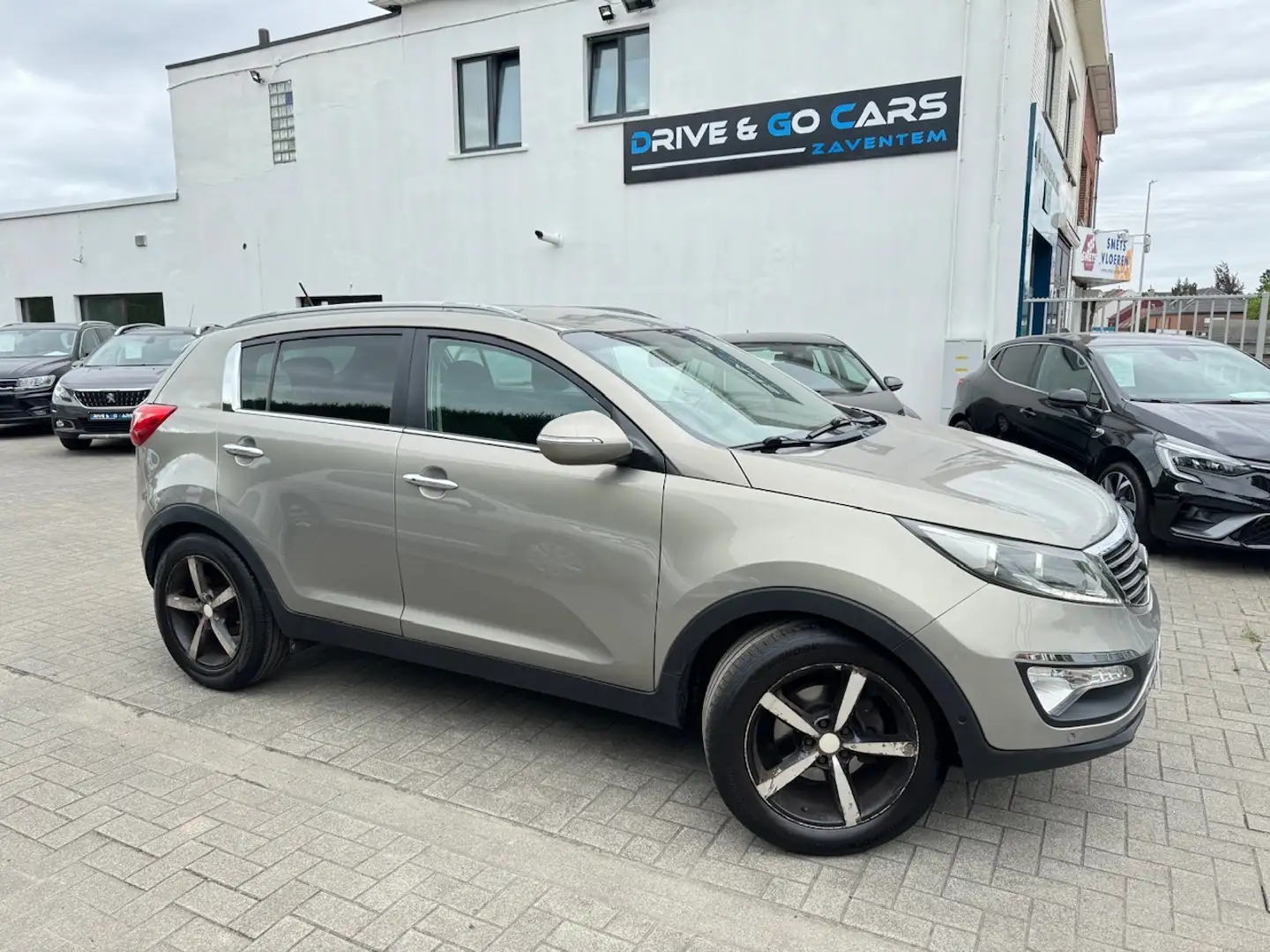 Kia Sportage Sportage 1.7 CRDi 2WD - 1 Eigenaar - Trekhaak Beige - 1