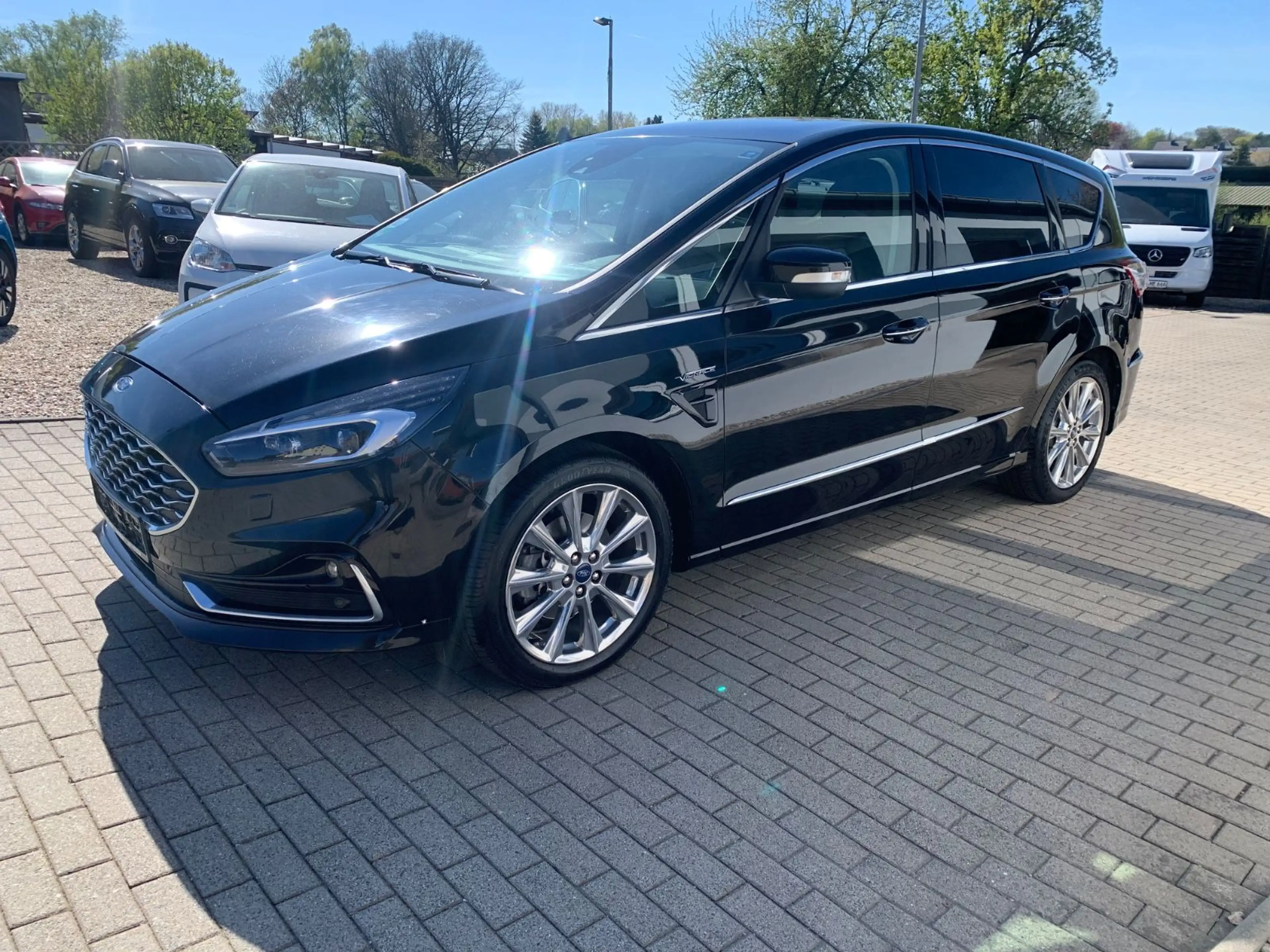 Ford S-Max Vignale 2.0 Aut. Leder LED Temp. Pano Shzg — photo 3