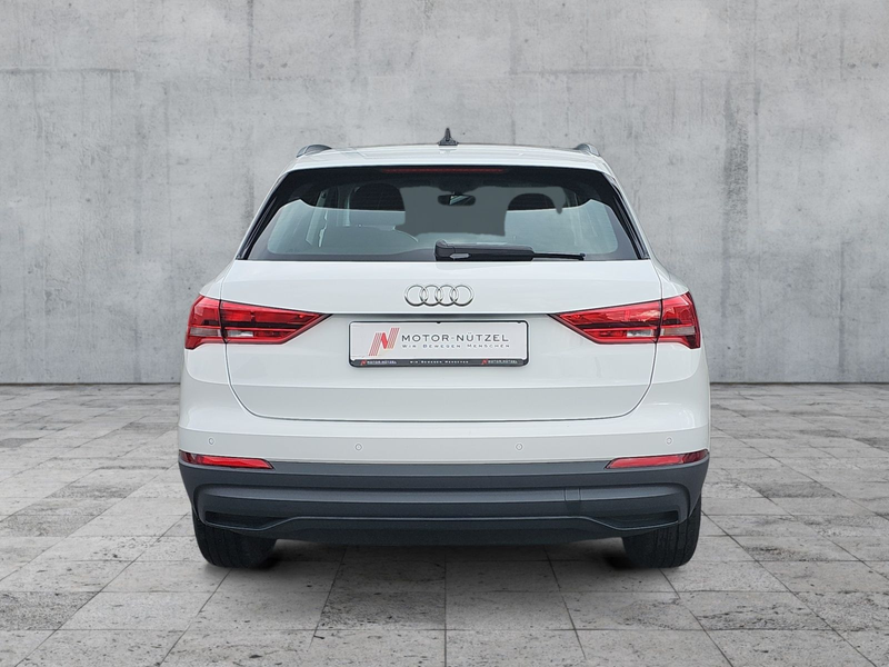 Audi Q3 35 TFSI 2xPDC+DAB+LM+MFL+AHK — photo 5