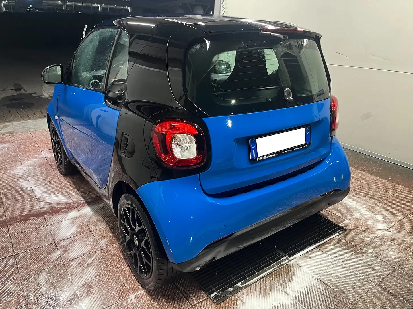 smart forTwo Fortwo III 2015 1.0 Youngster 71cv c/S.S. plava - 1