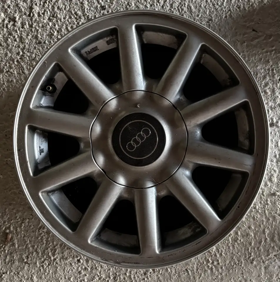 Audi Cabriolet 2.6 (E), foto 6