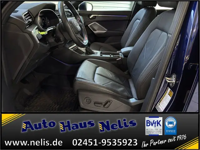 Audi Q3 view 11
