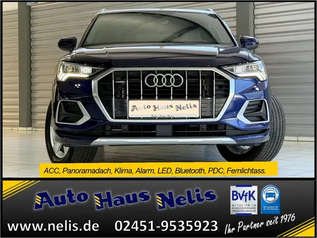 Audi Q3 view 3