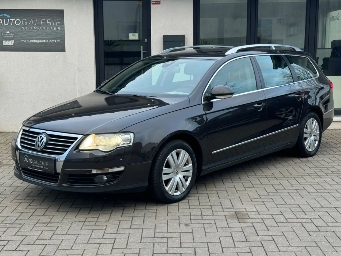 Volkswagen Passat Variant Passat 1.4 TSI DSG Highline°Xenon°Navi°S-Dach Braun - 1