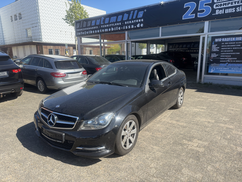 Mercedes-Benz C 250 Top Ausstattung / Leder / Automatik /Klima u.v.m. — photo 3