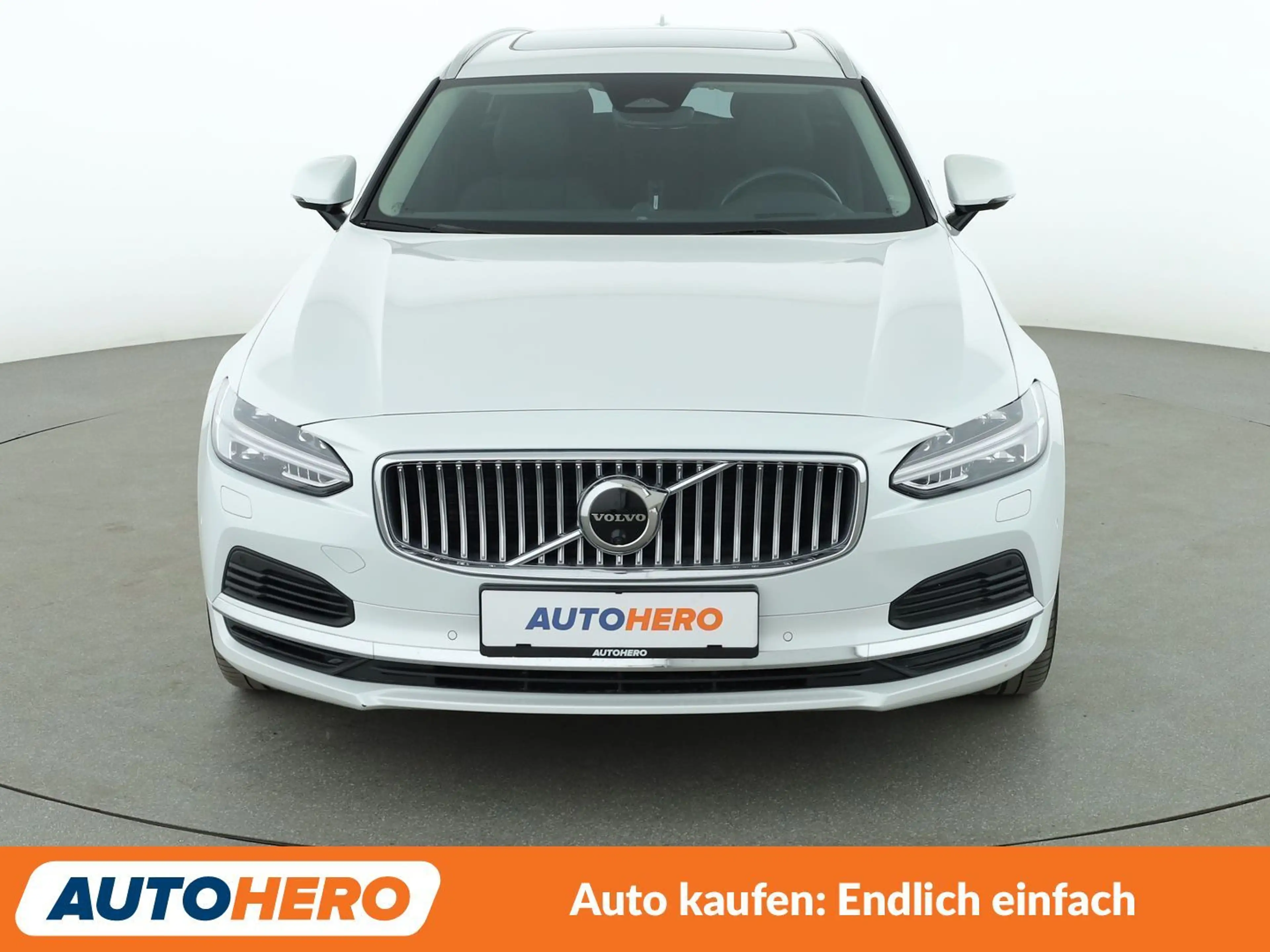 Volvo V90 2.0 T6 Twin Engine Recharge Inscription AWD Aut. — photo 9