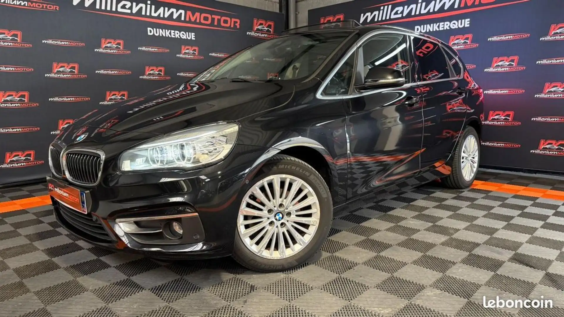 BMW 218 serie 218d luxury 150 cv bva garantie 6 mois Fekete - 1