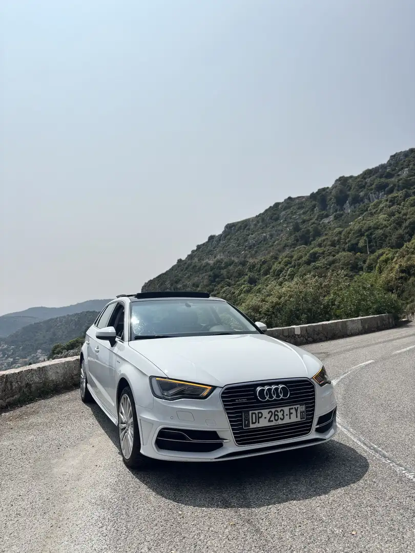 Audi A3 A3 e-tron 204ch - 1