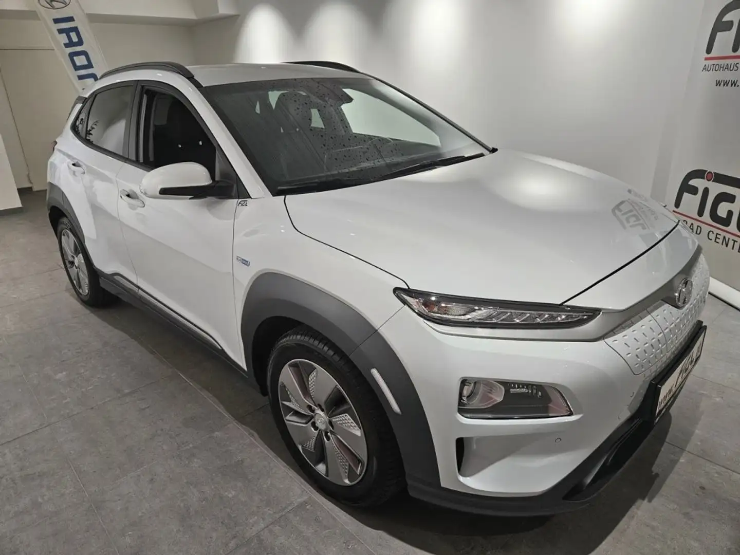 Hyundai KONA Kona Elektro 64kWh Level 5 Weiß - 2