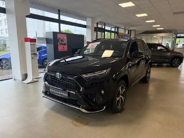 Toyota Plug-in Hybrid 4x4 Teamplayer