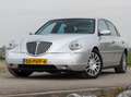 Lancia Thesis 3.0-24V V6 Emblema Silber - thumbnail 1