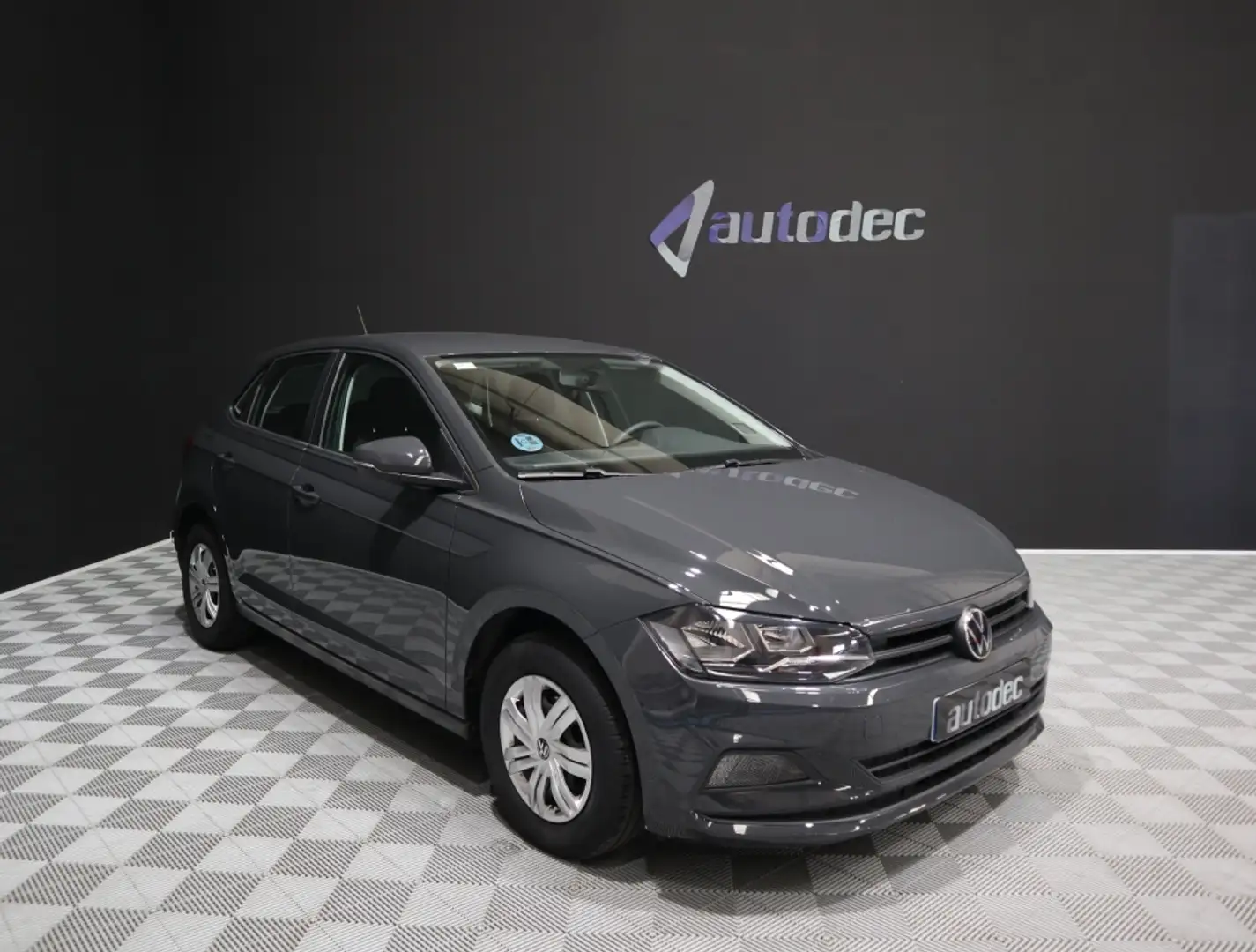 Volkswagen Polo 1.0 Edition 59kW Gris - 2
