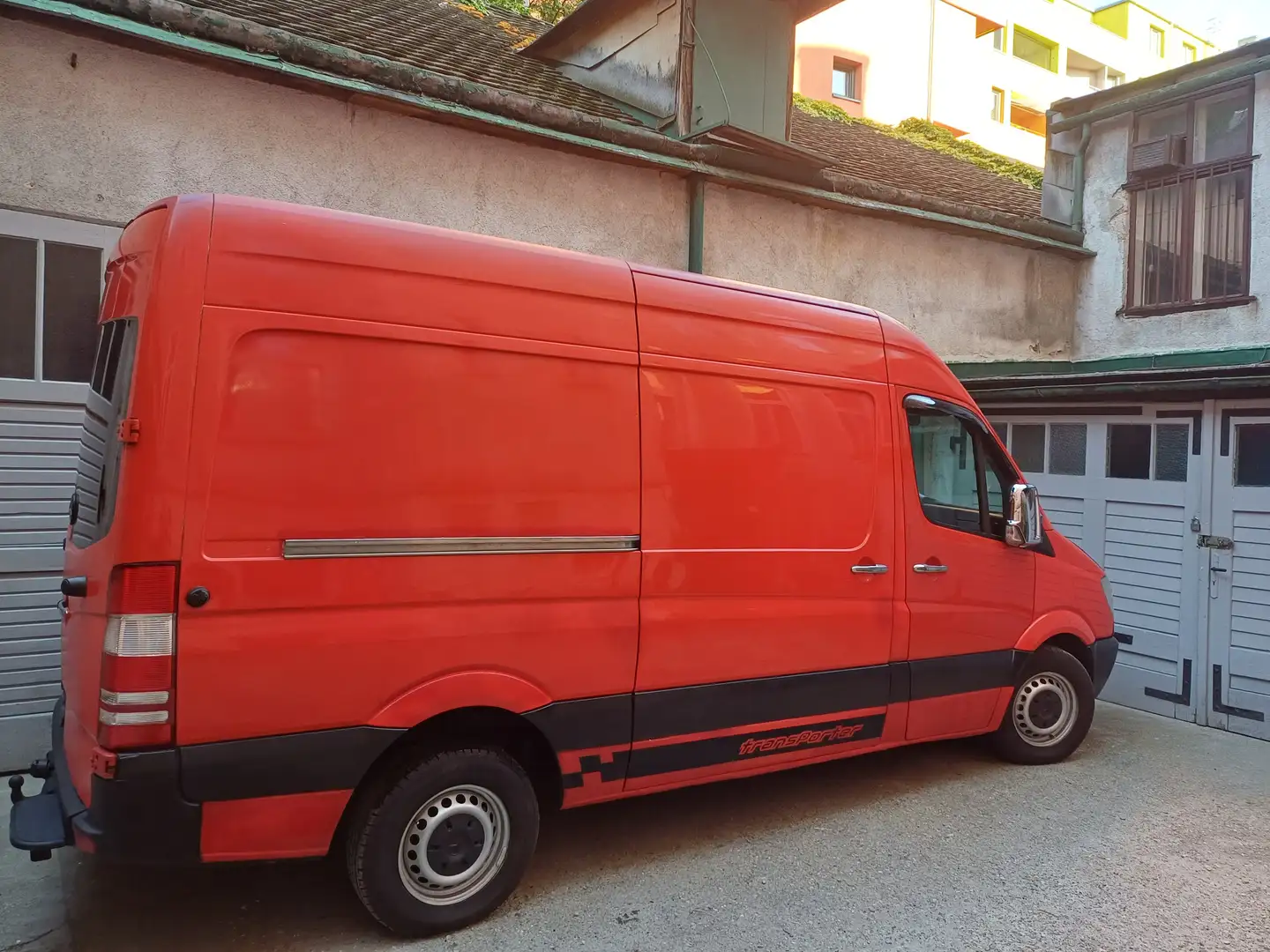 Mercedes-Benz Sprinter 318/319 V6 Automatik Rot - 1