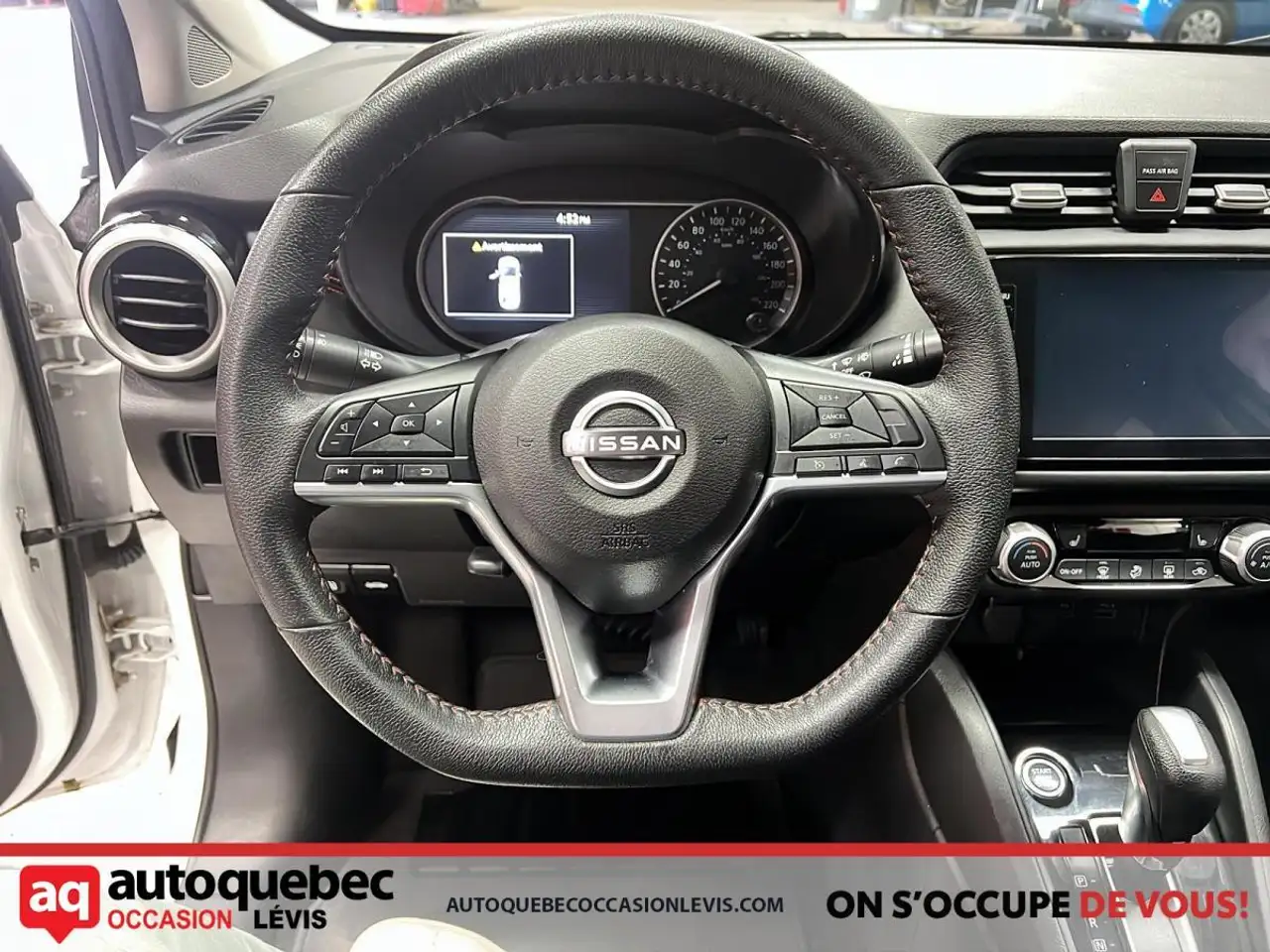 Nissan Versa снимка Nissan Versa
