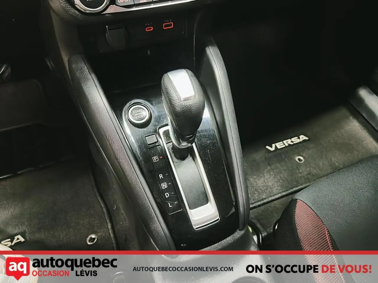 Nissan Versa снимка Nissan Versa
