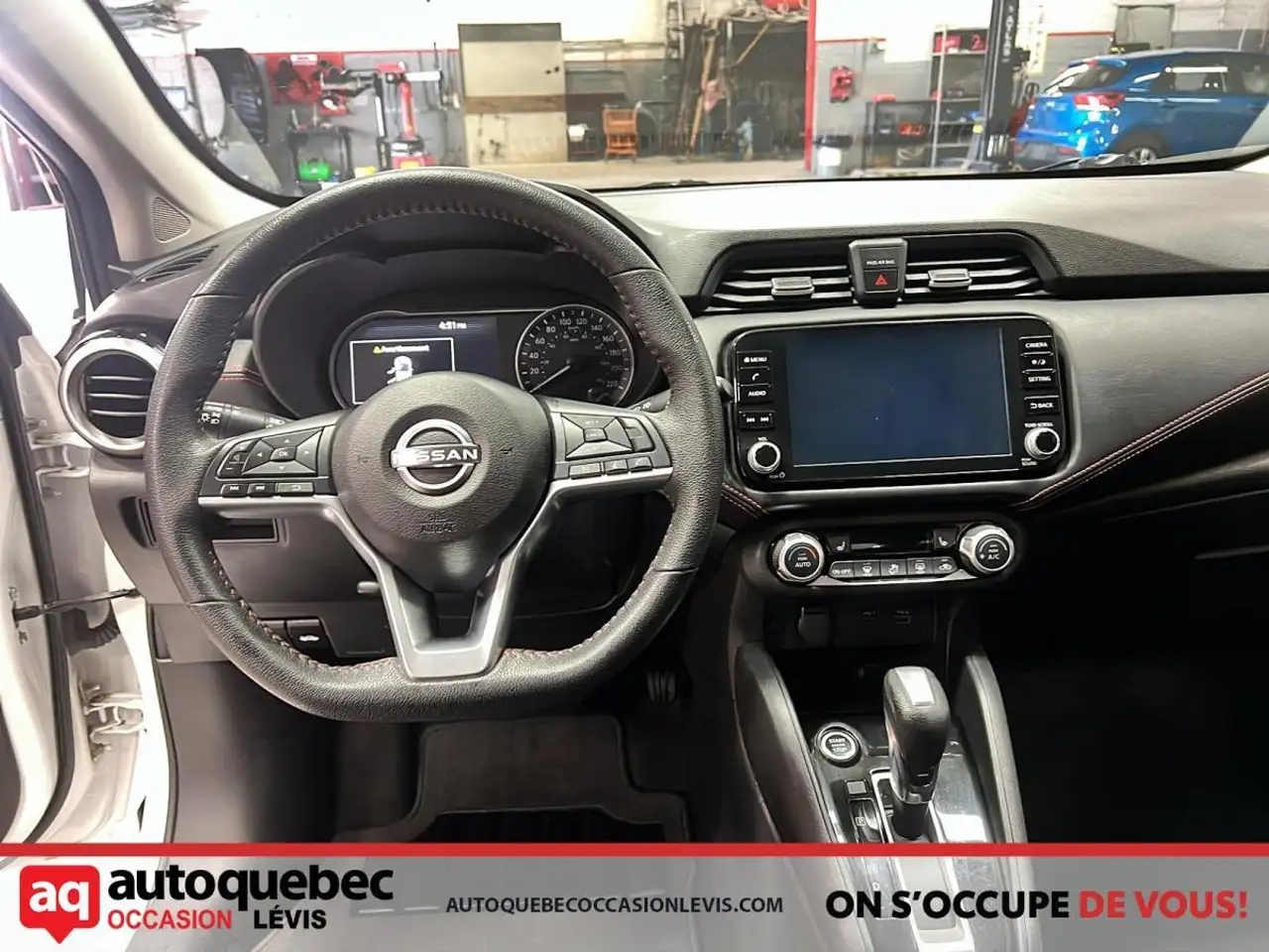 Nissan Versa снимка Nissan Versa