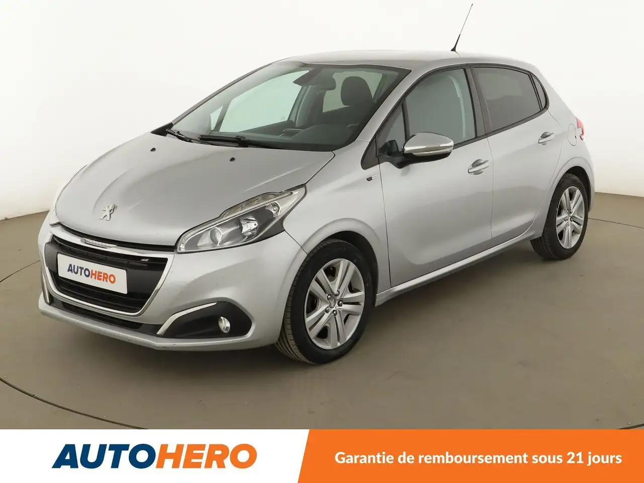 Peugeot 208 1.6 Blue-HDi Style