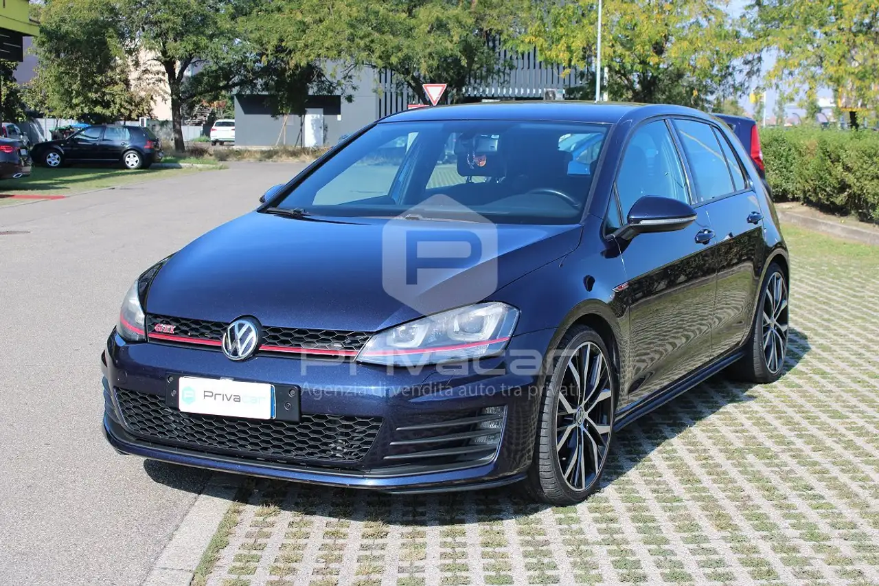 Volkswagen Golf GTI