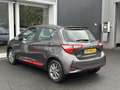 Toyota Yaris 1.5 VVT-i Design Red Unieke km stand!! Dealeronder Grijs - thumbnail 5