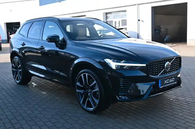 Volvo XC60 view 7