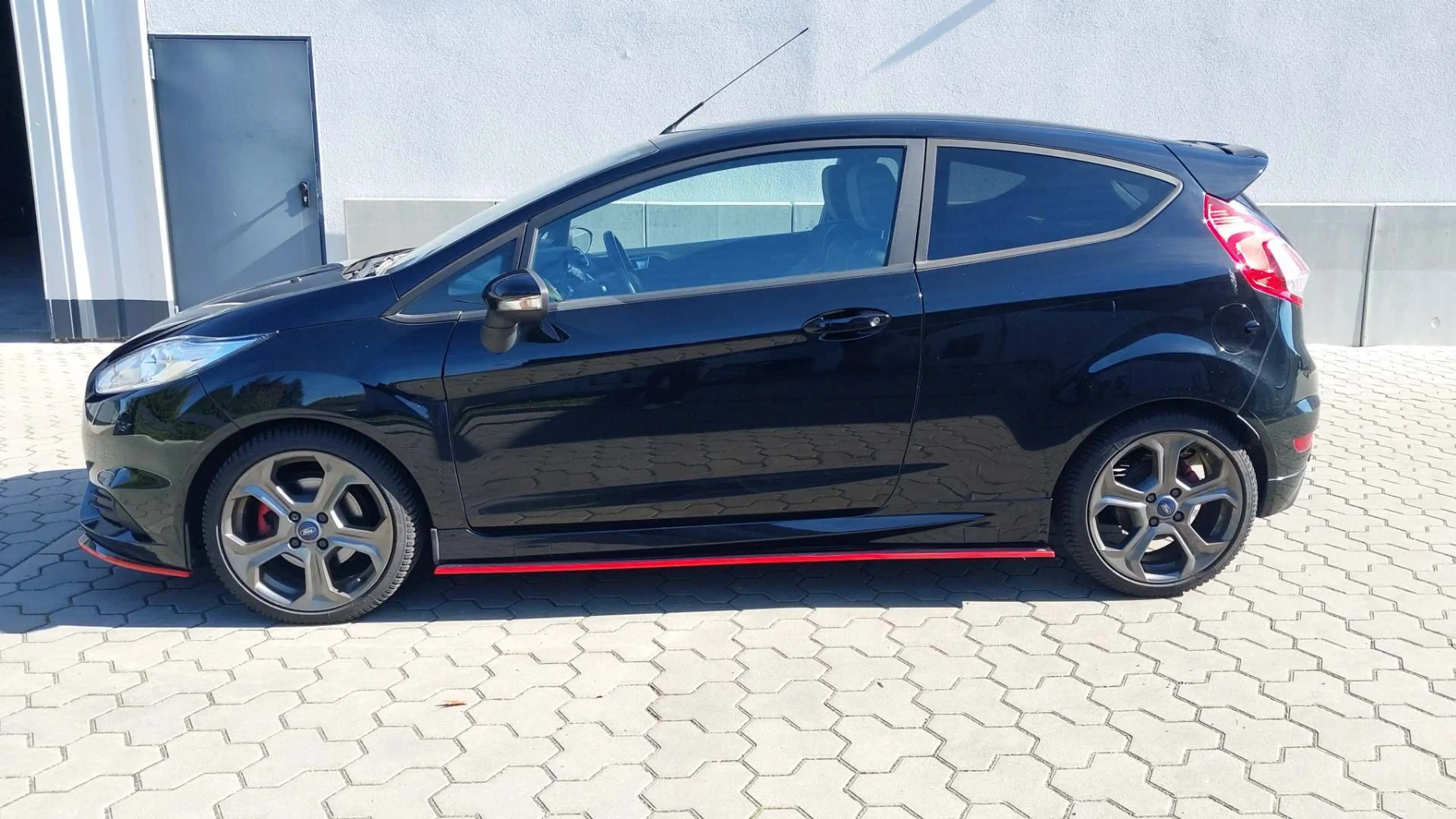 Ford Fiesta ST/2.Hand/Navi/Leder/Klimaautomatik/Kamera/Tempomat/Performance Paket 2 — photo 10