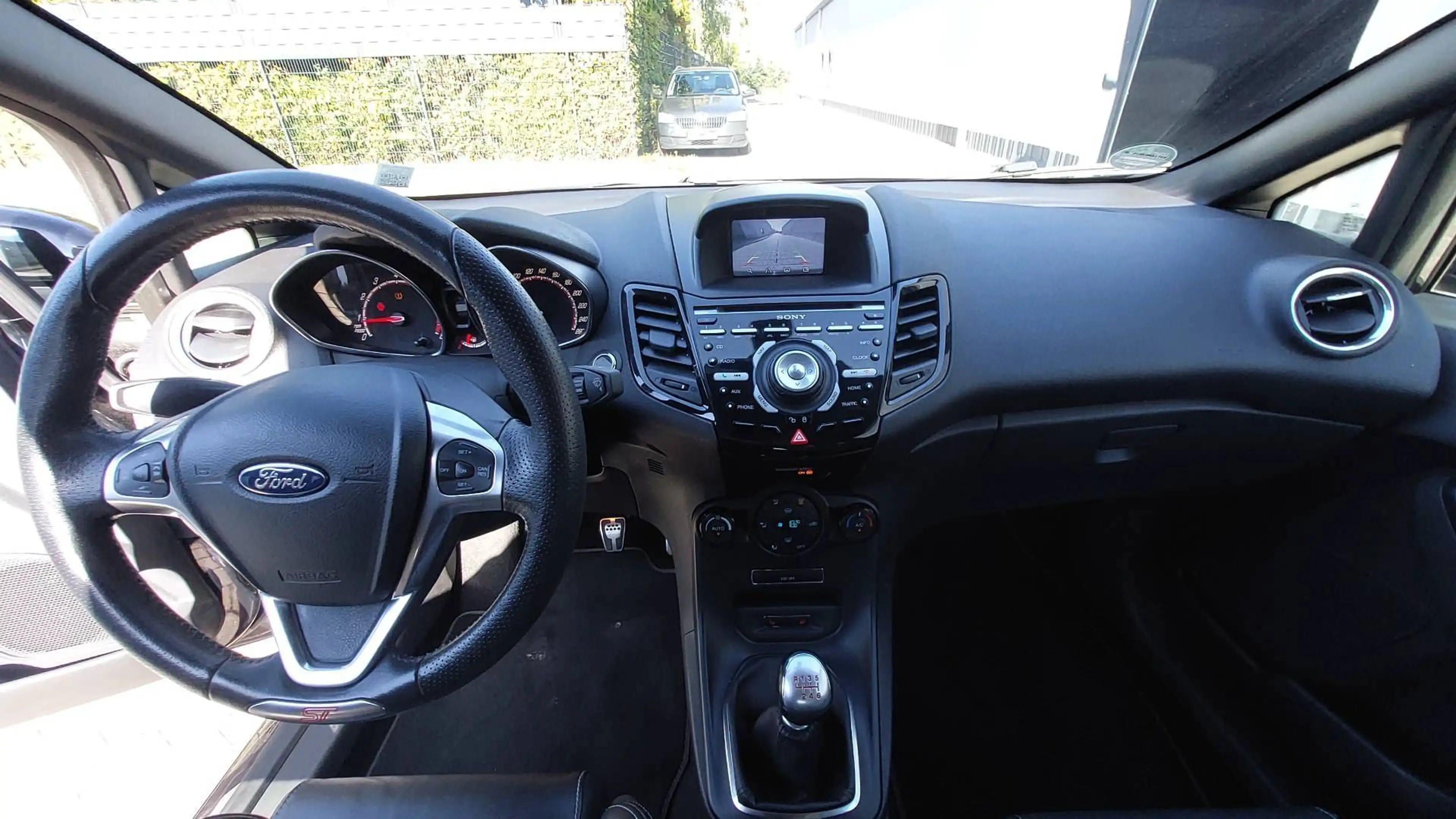 Ford Fiesta ST/2.Hand/Navi/Leder/Klimaautomatik/Kamera/Tempomat/Performance Paket 2 — photo 6