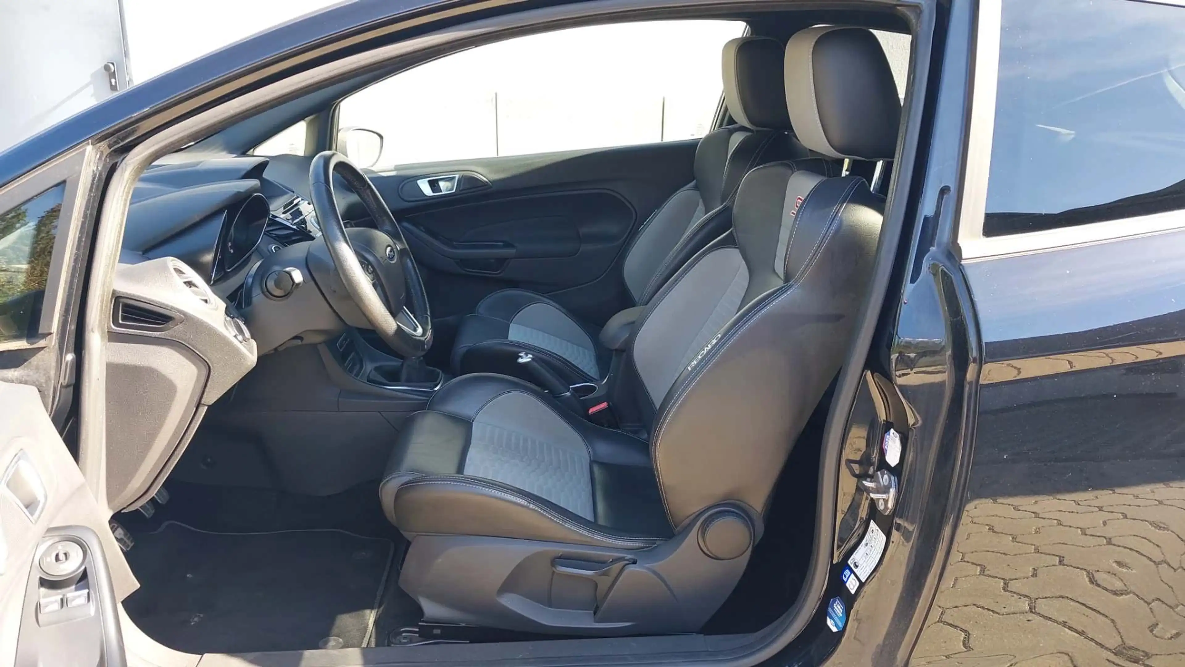 Ford Fiesta ST/2.Hand/Navi/Leder/Klimaautomatik/Kamera/Tempomat/Performance Paket 2 — photo 7