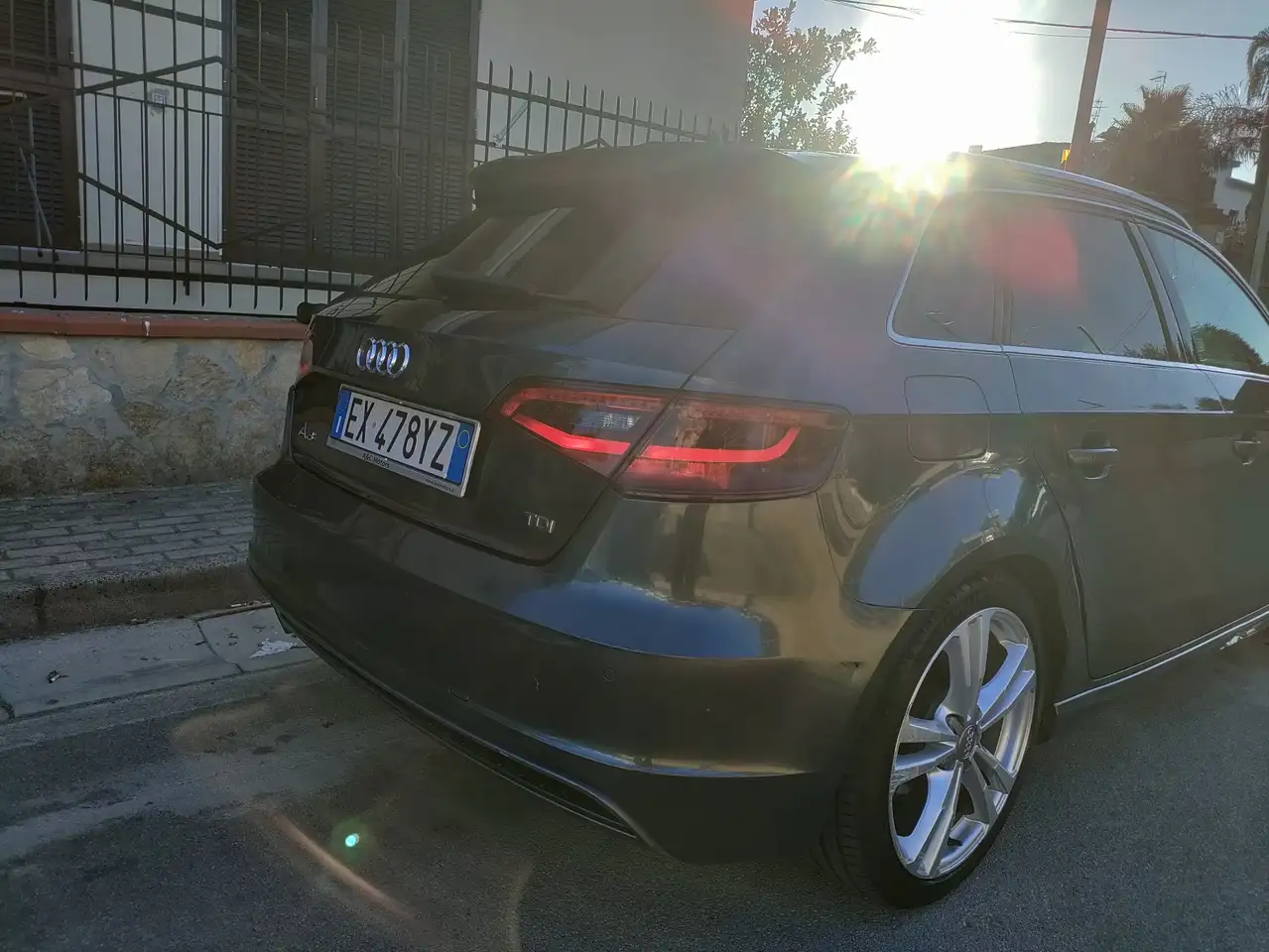 Audi A3 5p 1.6 tdi Attraction 110cv auto, foto 5