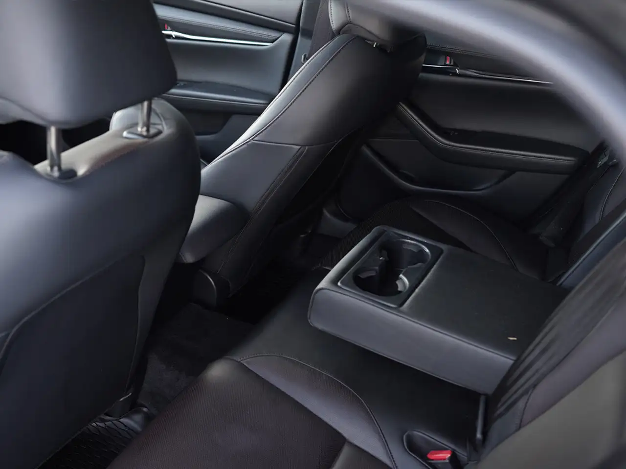 Mazda 3 снимка Mazda 3
