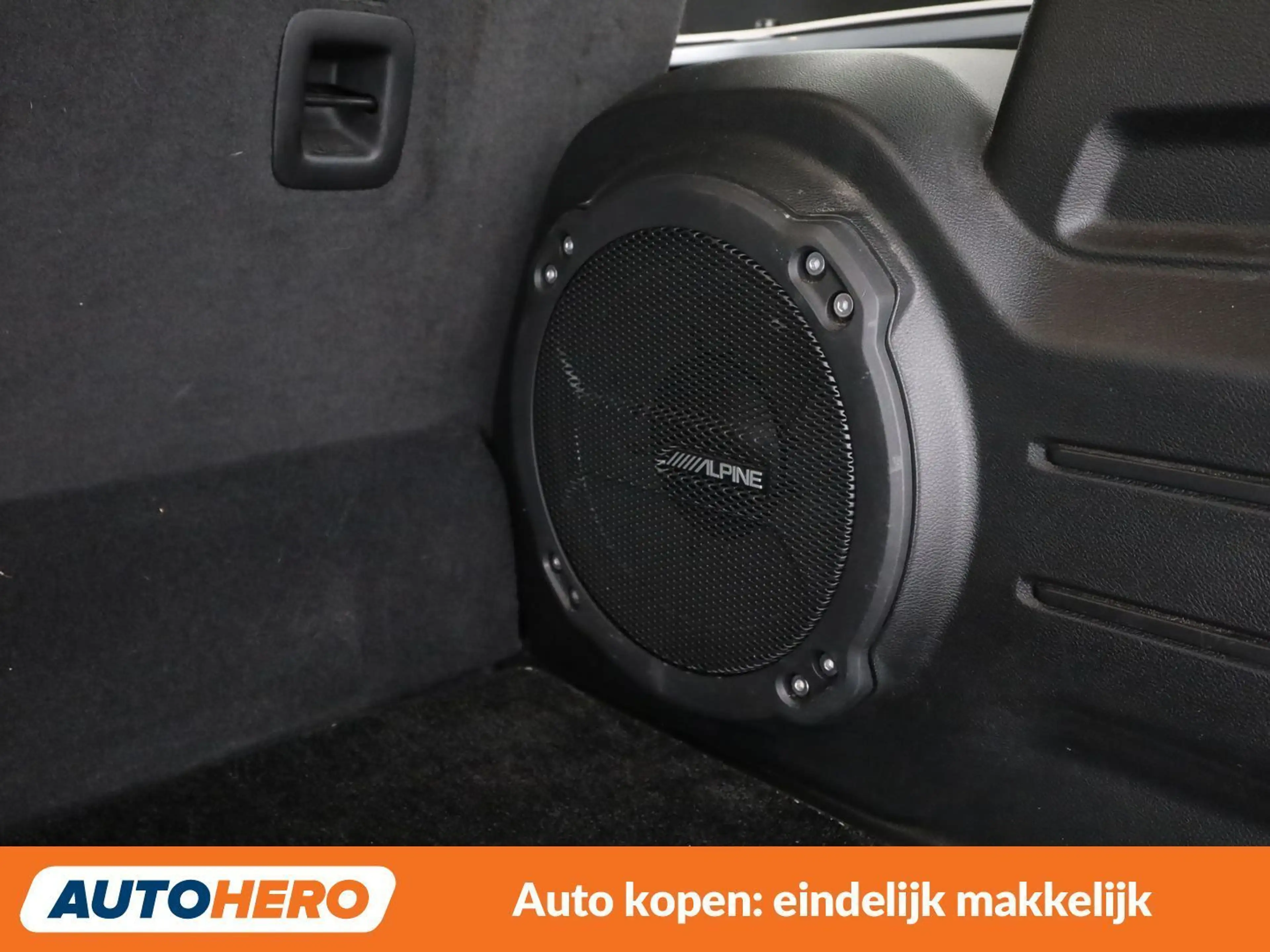 Jeep Wrangler 2.0 4xe Plug-in Hybrid Sahara — photo 34