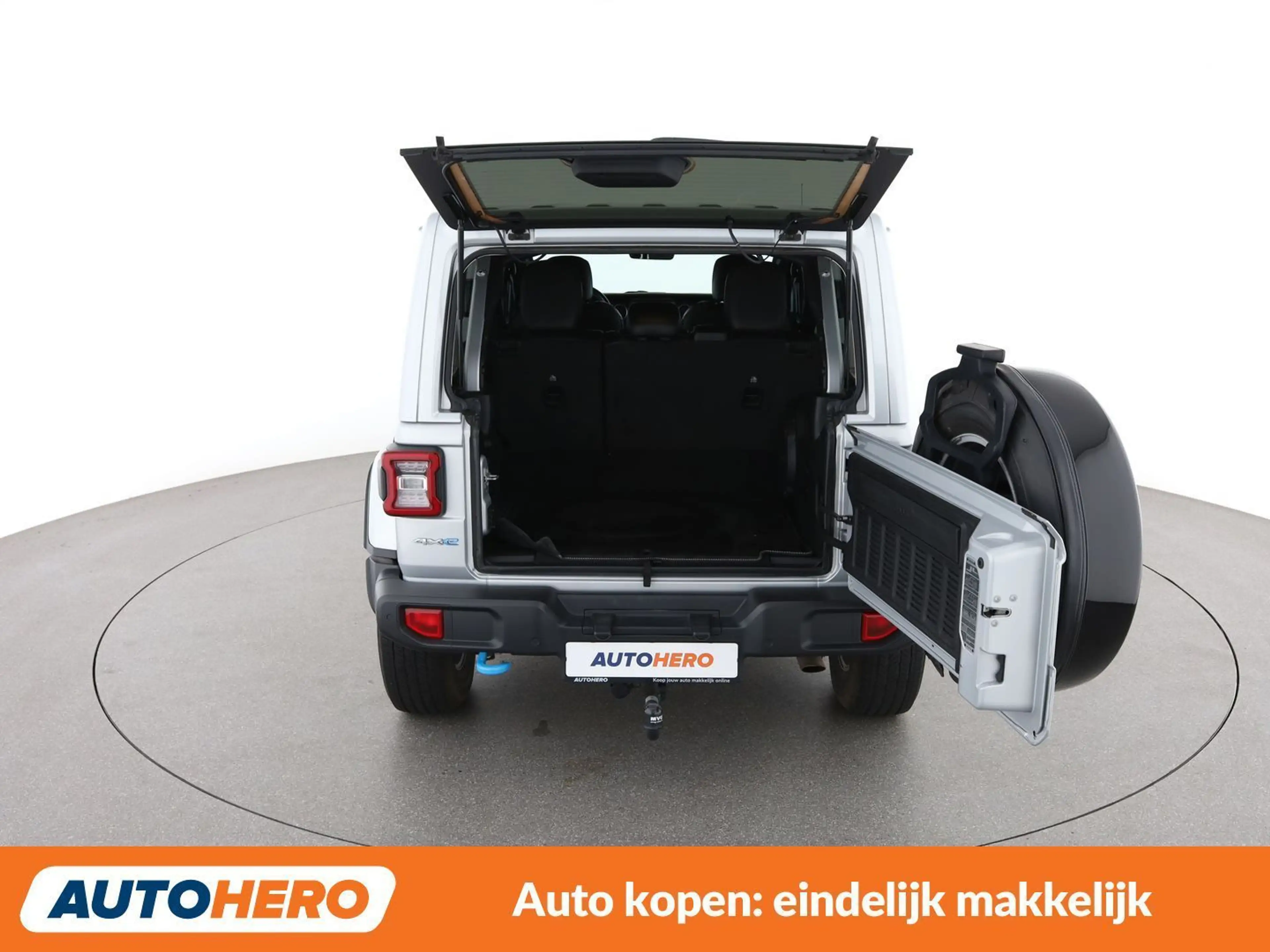 Jeep Wrangler 2.0 4xe Plug-in Hybrid Sahara — photo 16