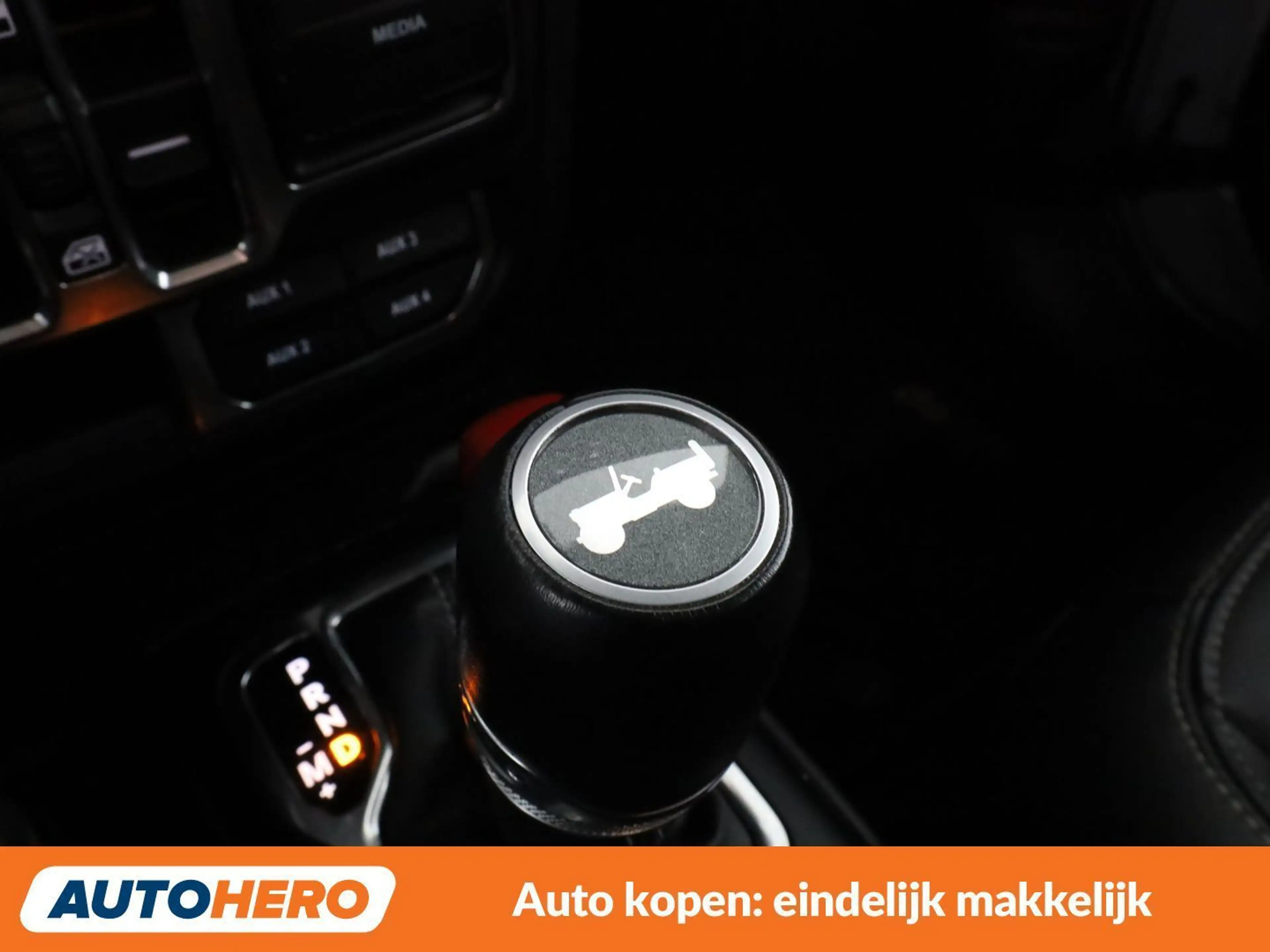 Jeep Wrangler 2.0 4xe Plug-in Hybrid Sahara — photo 27