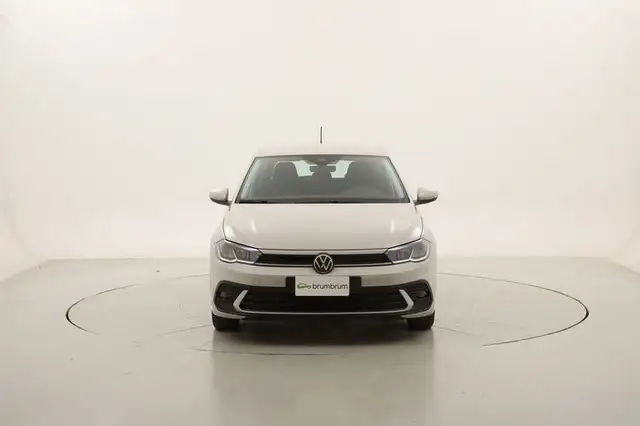 Volkswagen Polo view 8