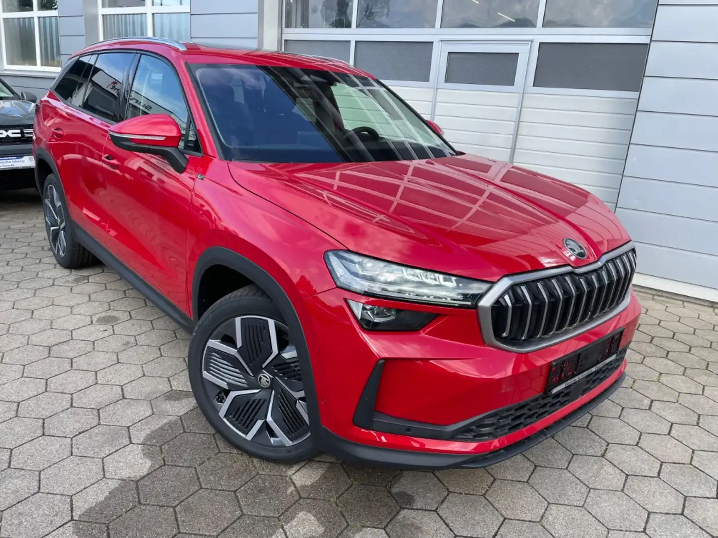 Skoda Kodiaq 2.0 TDI 142 kW 4x4 Selection Červená - 1