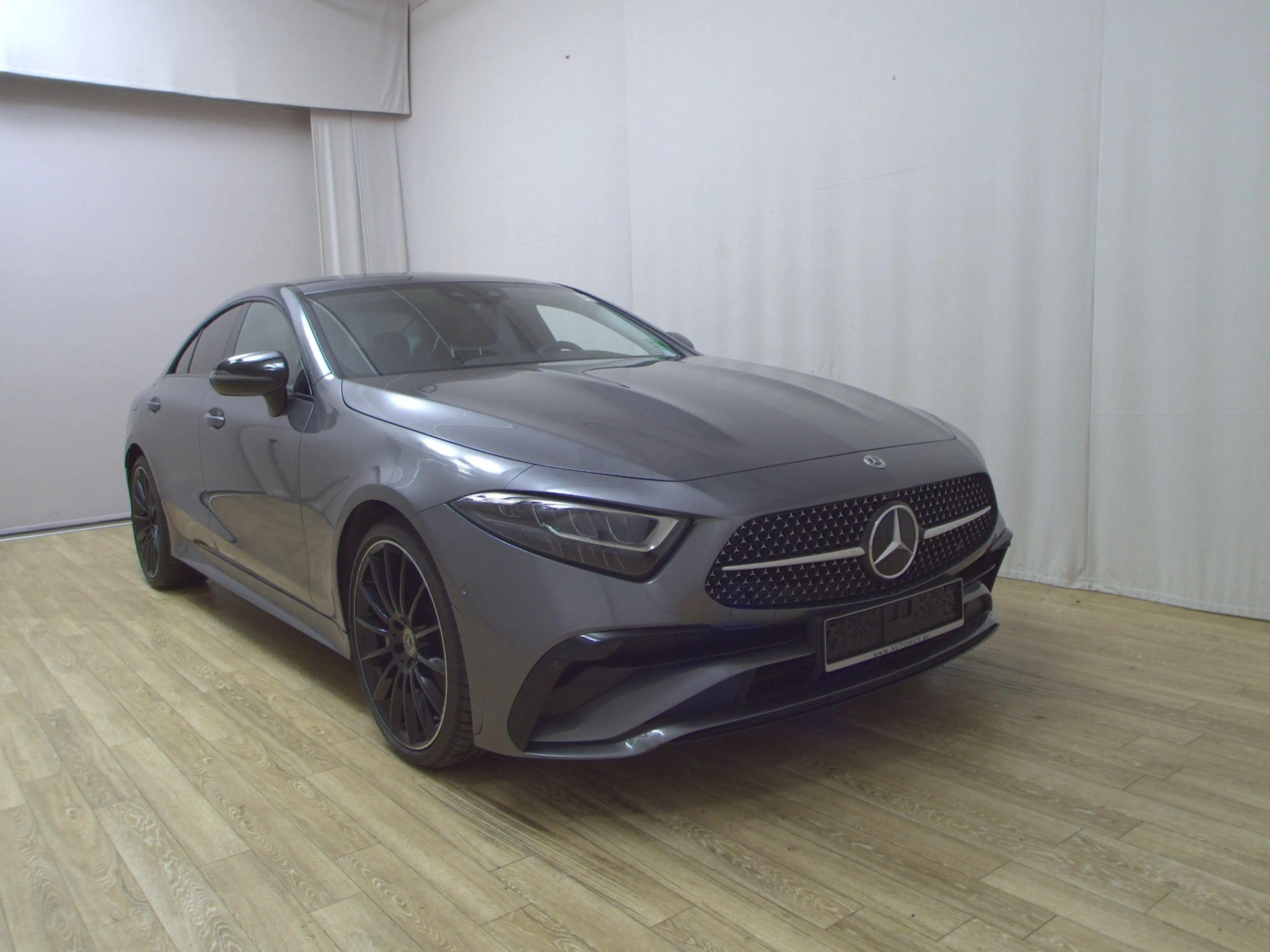 Mercedes-Benz CLS 300 d 4M AMG-Line Navi GSD Burmester HuD RFK — photo 3