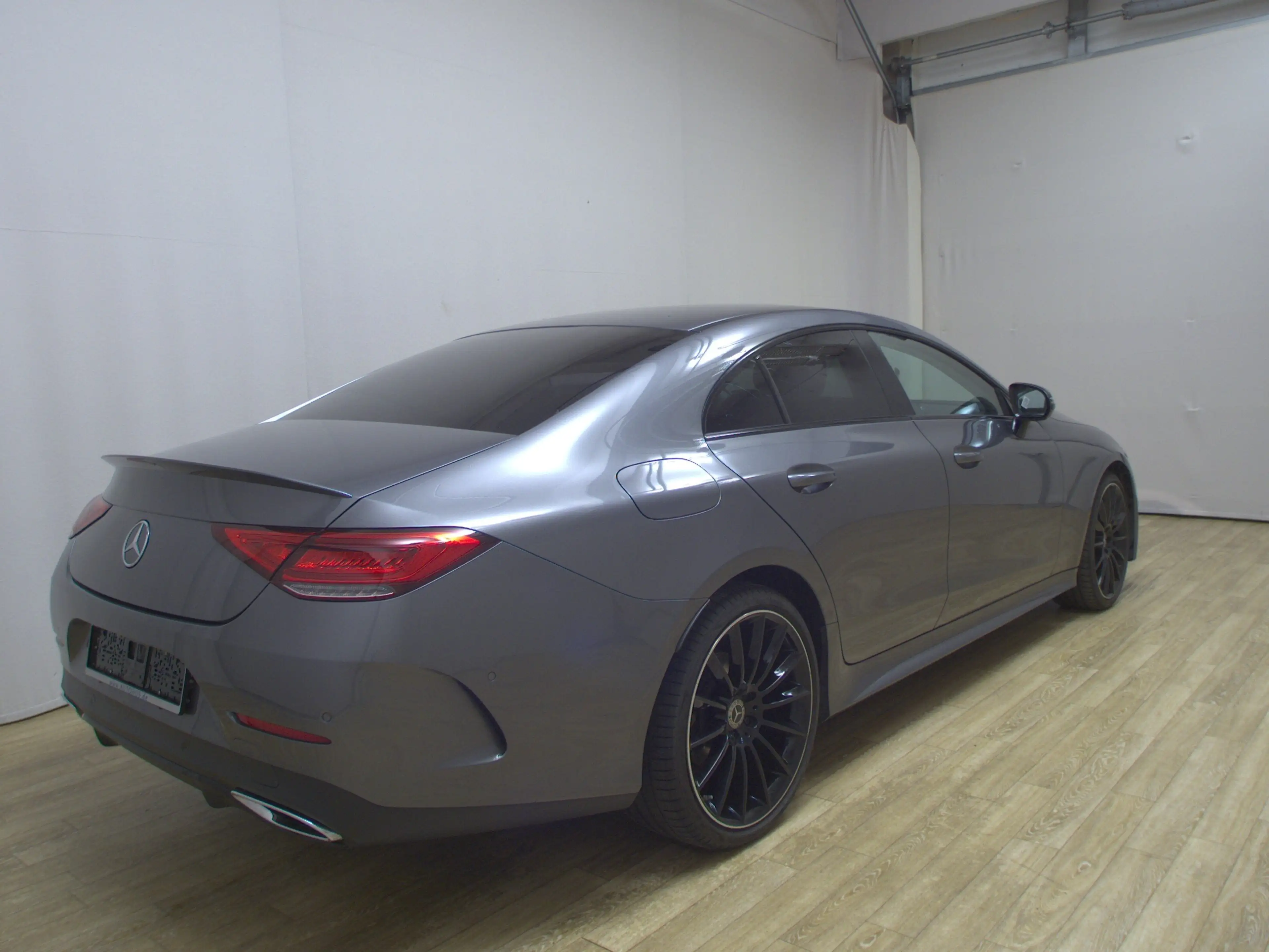 Mercedes-Benz CLS 300 d 4M AMG-Line Navi GSD Burmester HuD RFK — photo 4