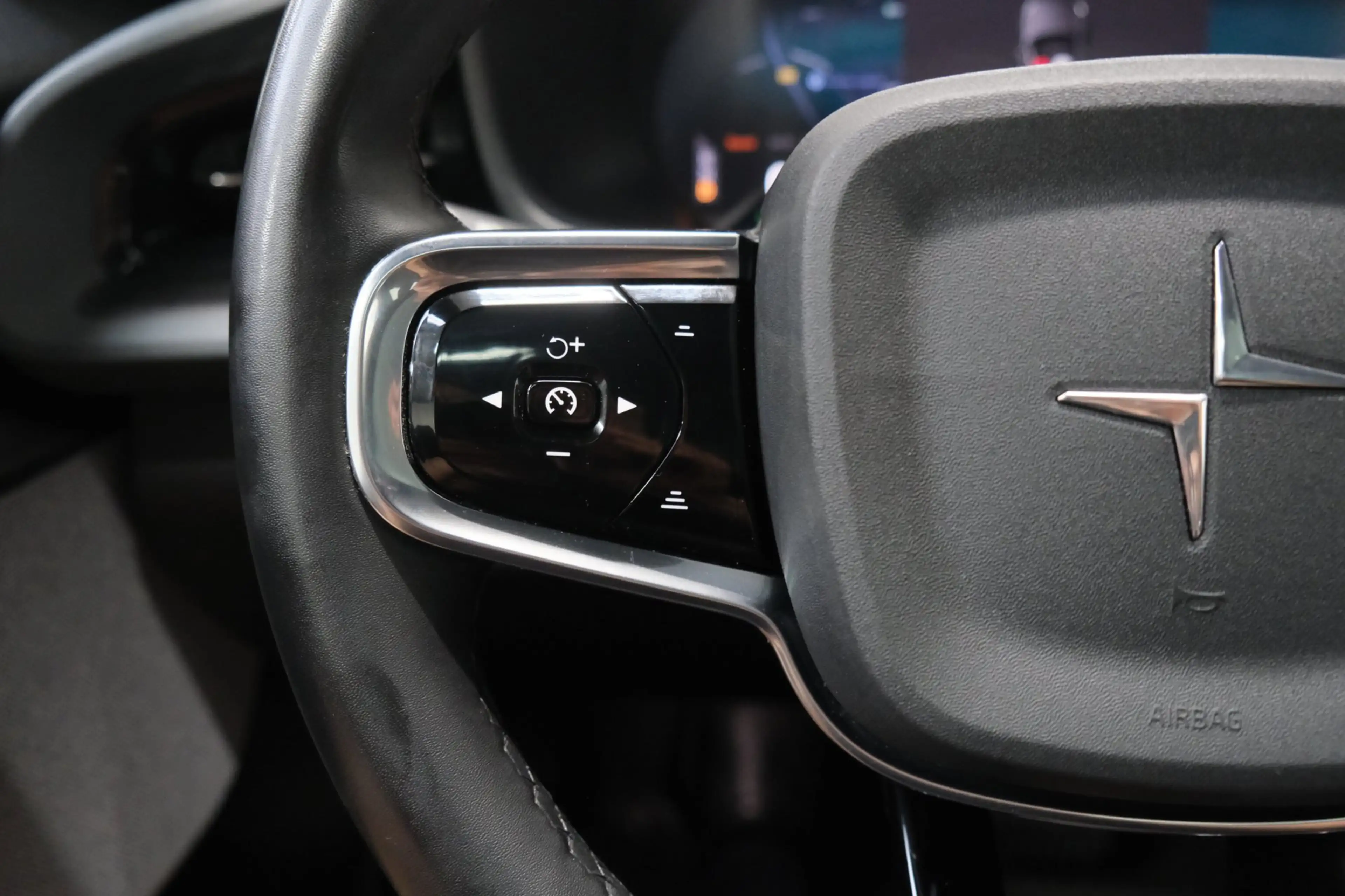 Polestar 2 Long Range Dual Motor Launch Edition 78kWh  €1690 — photo 40