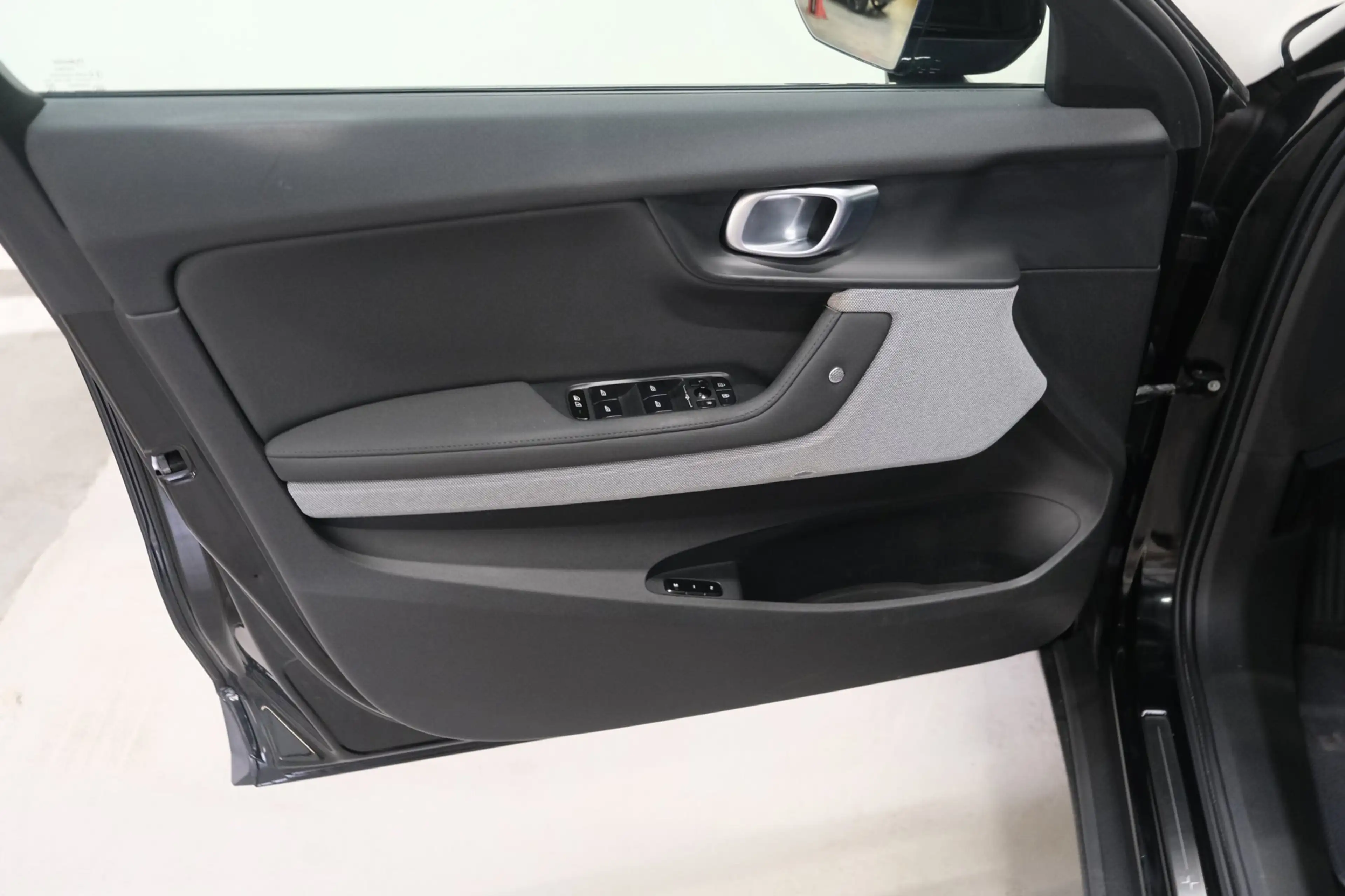 Polestar 2 Long Range Dual Motor Launch Edition 78kWh  €1690 — photo 13